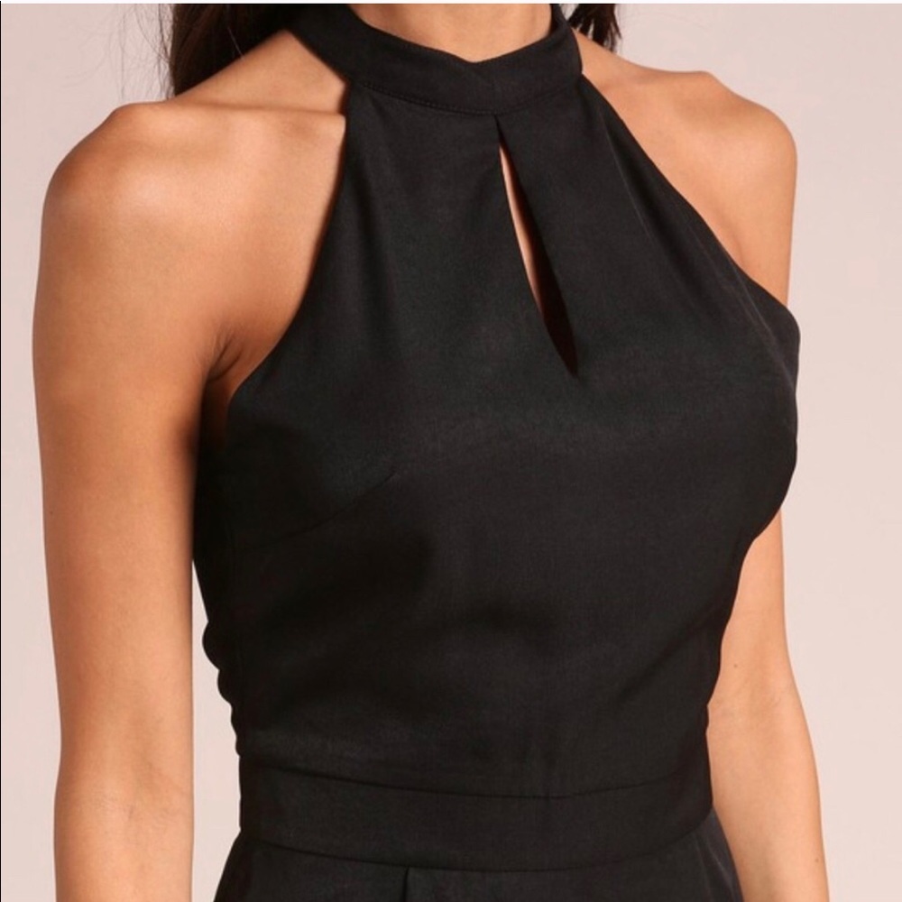⚡️1 LEFT⚡️Black Keyhole Romper - Picture 3 of 7